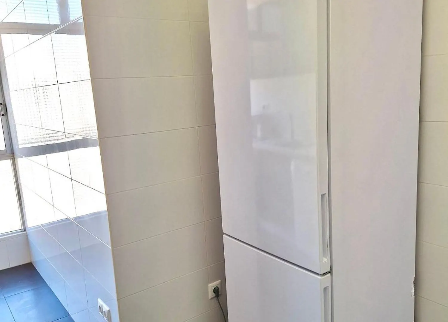 Apartbeach Capri Front Beach Clima Y Wifi Salou